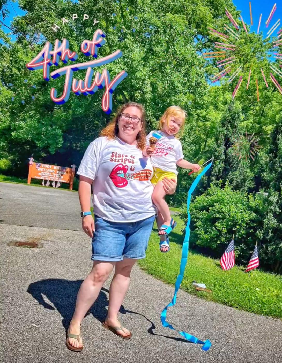 Mother and daughter supporting independence and reproductive rights in Font Hill.